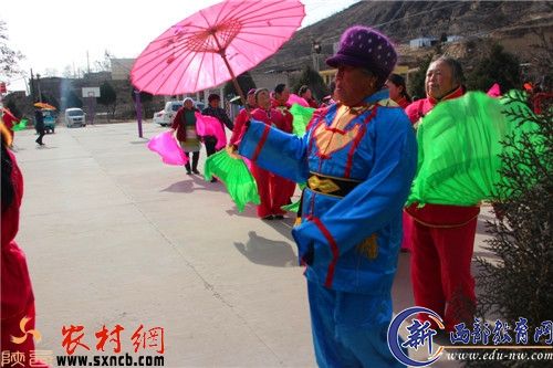 清涧县农村秧歌队舞出节日氛围 - 区县新闻 - 新