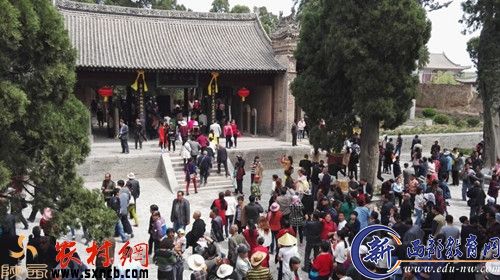 参观仓颉庙