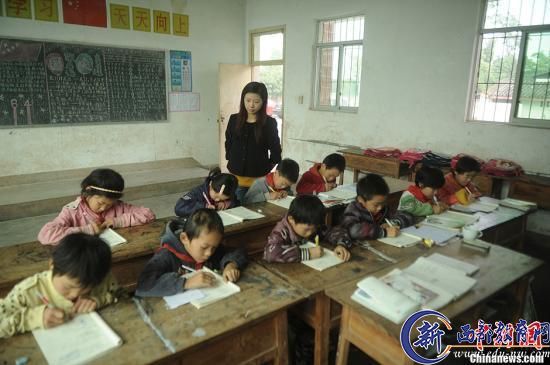 中国10年招60万特岗教师 成乡村教师换血一代