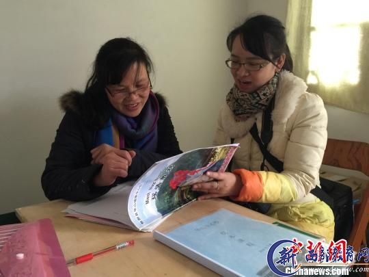 湖南瑶乡“文化守护人”坚守27年自编瑶学教材