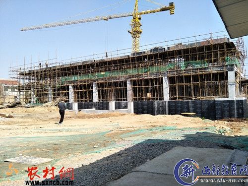 康秦医院已建起了地平线两层楼房